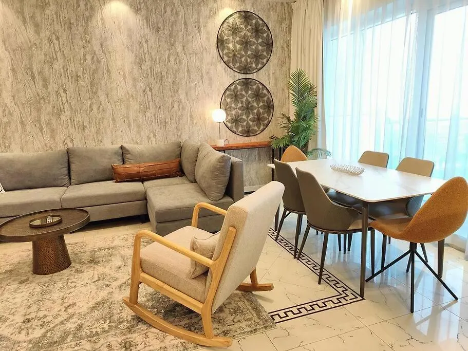 Апартаменты Large 1Br With Great View Дубай ОАЭ